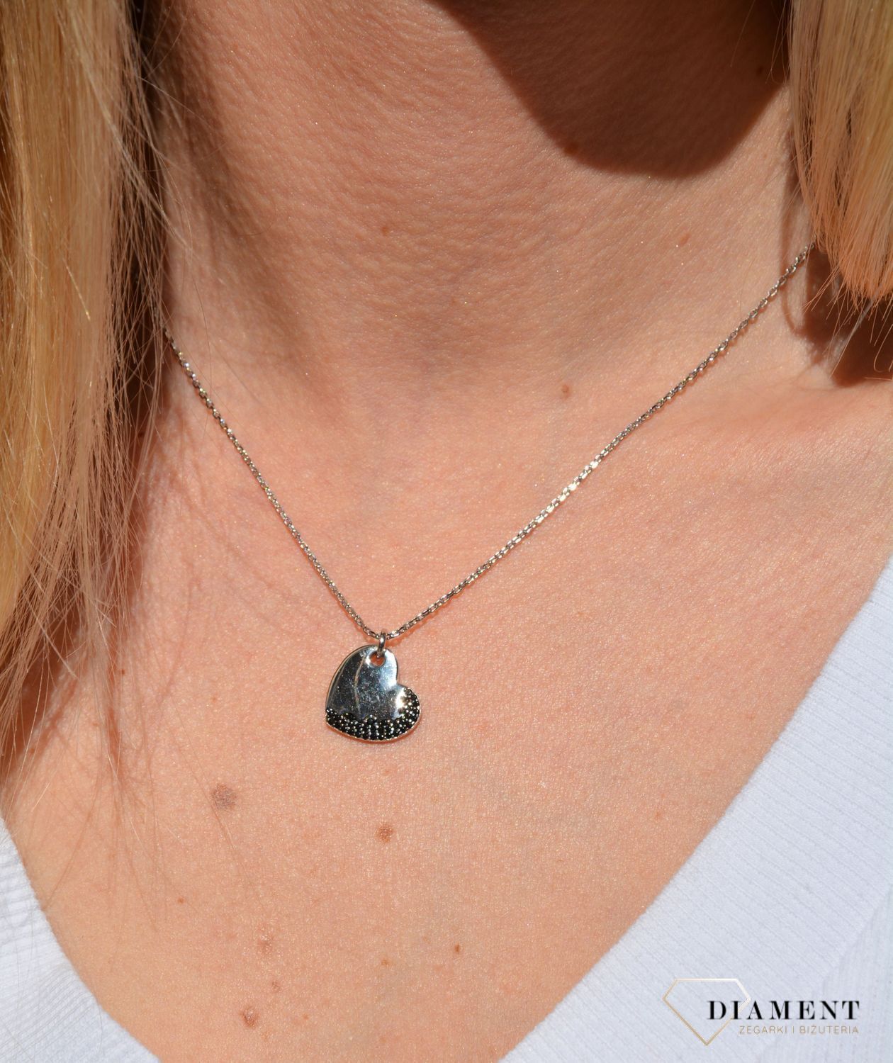 Naszyjnik serce z czarnymi cyrkon. Dall'Acqua N YB 246 079 1.jpg